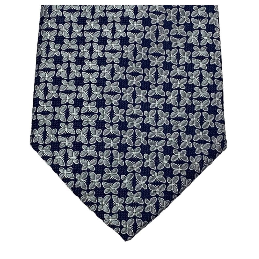 Club Room Classic All-Over Butterfly Neck Tie Navy & Silver 3.25"